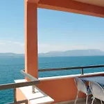Apartamento Dorida Komarna